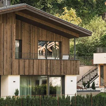 Amie Chalet *